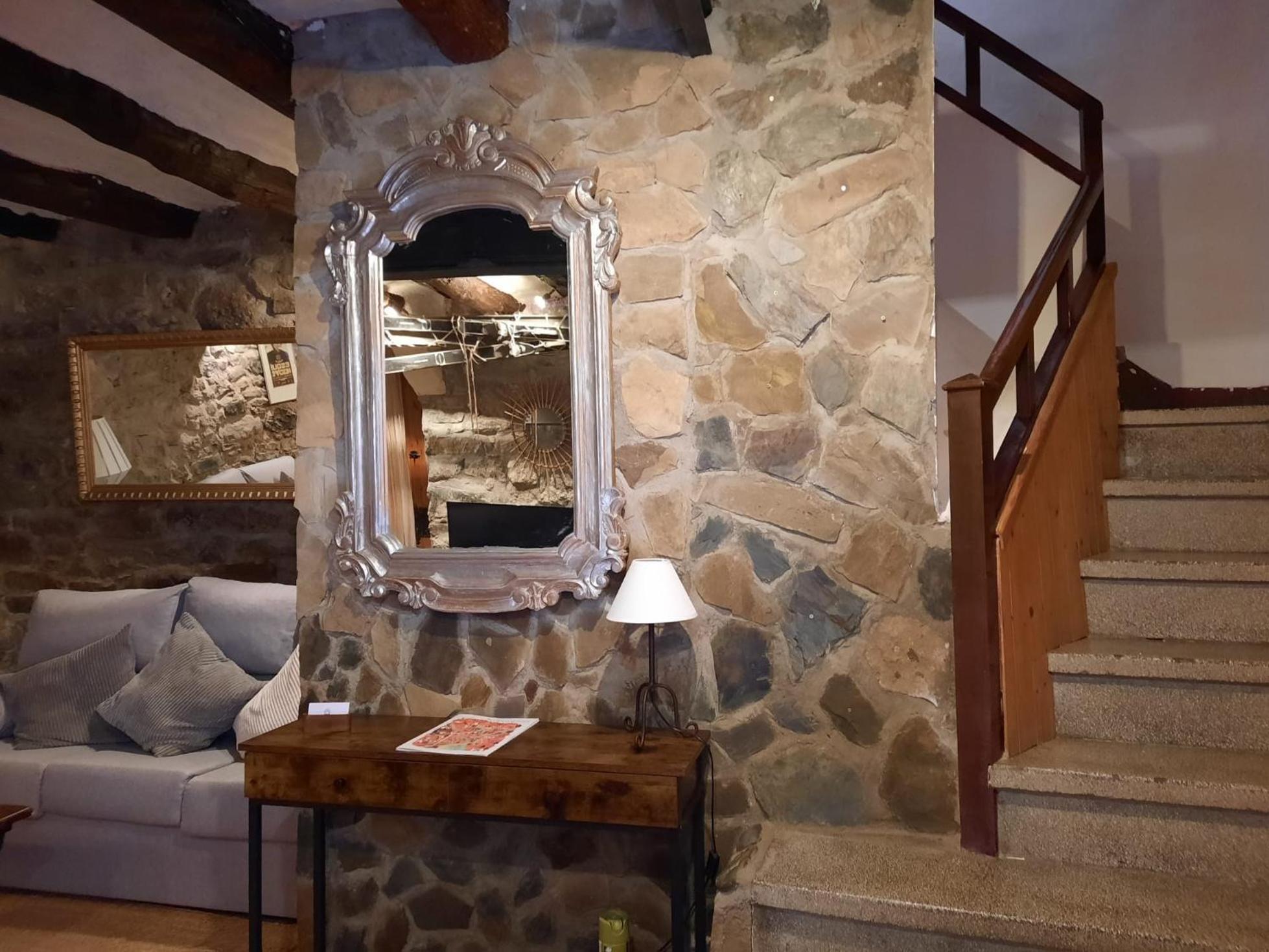 Casa Rural Cal Rocco Porta Del Pirineu La La Pobla de Segur Exterior photo